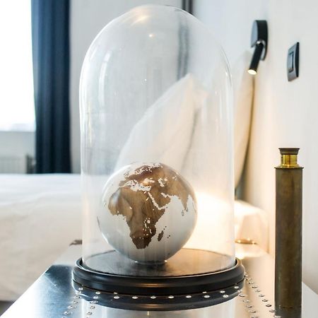 The Wise House Hotel Hastiere-par-dela Bagian luar foto