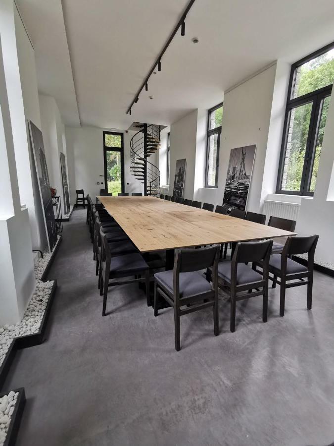 The Wise House Hotel Hastiere-par-dela Bagian luar foto