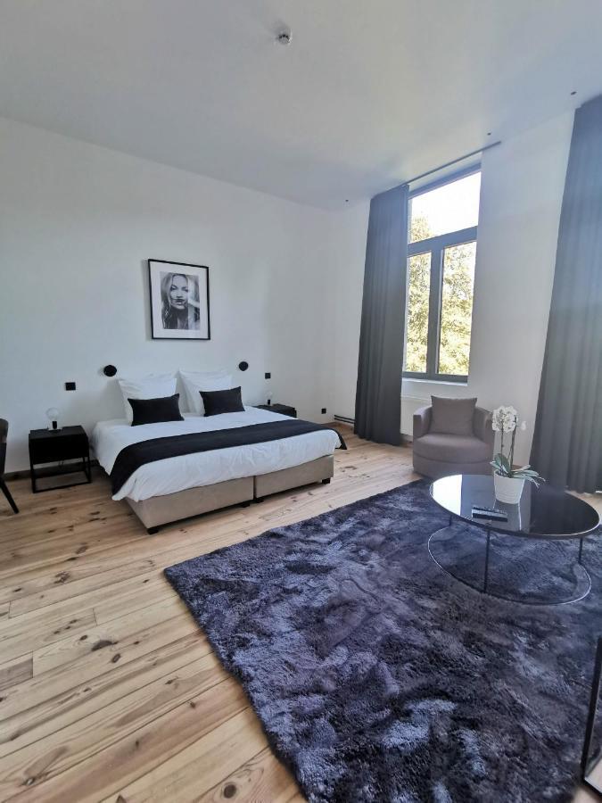 The Wise House Hotel Hastiere-par-dela Bagian luar foto